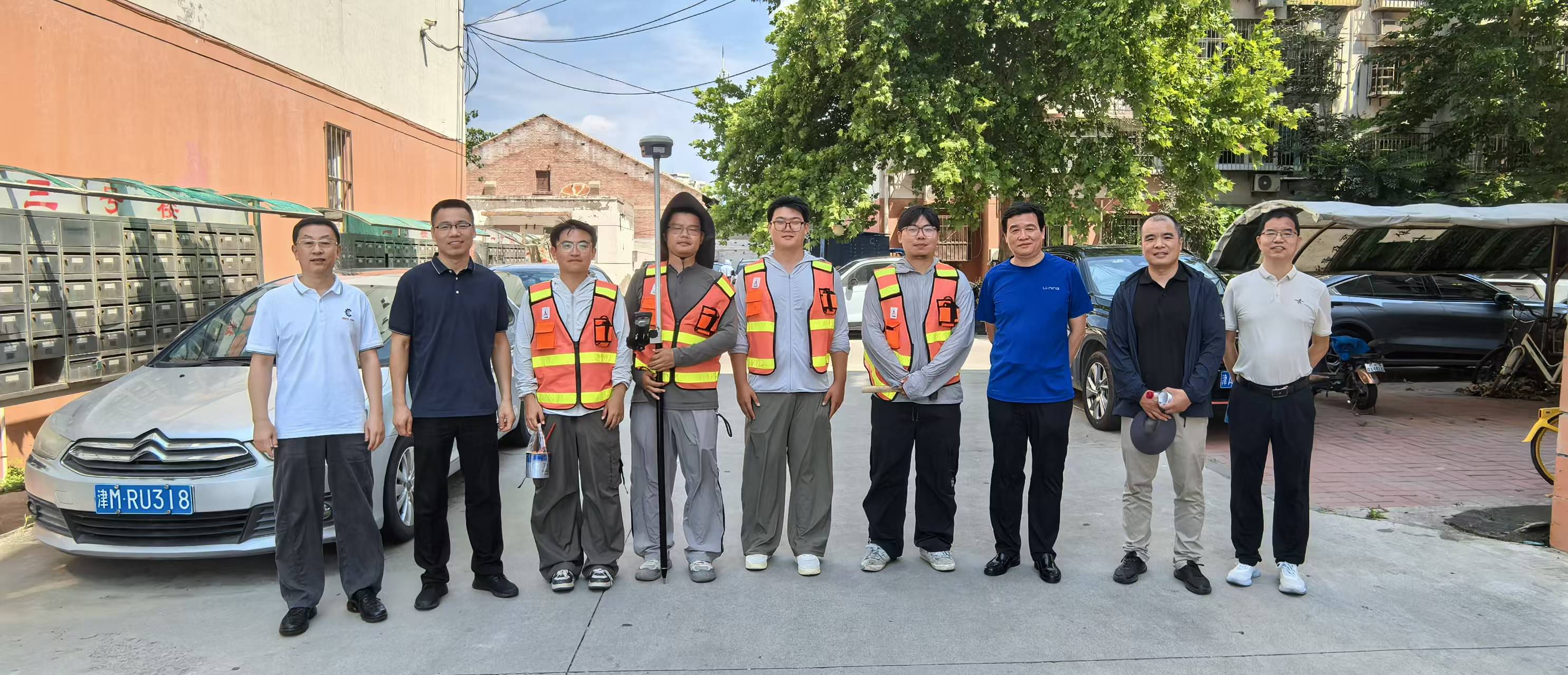 走访一线送关怀凝心聚力促攻坚——天津测绘院领导赴外业现场慰问一线职工